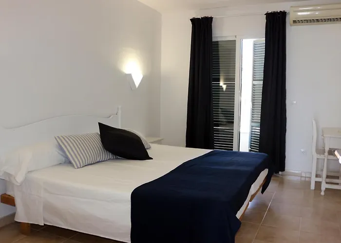 Apartamentos Saura